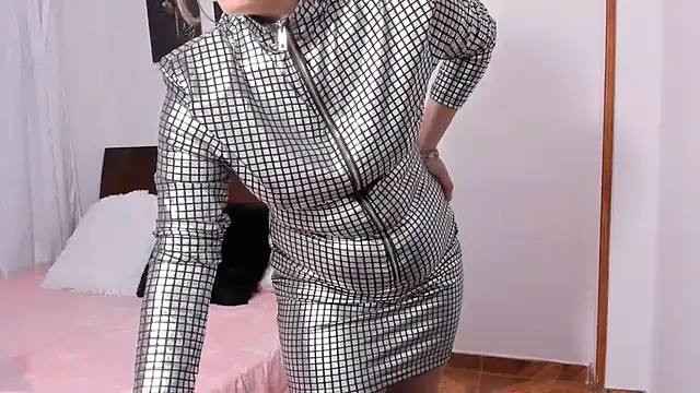 taylorhot70 webcam