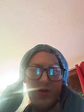 sissytrapdolly24 webcam