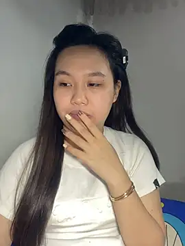 Almira6868 webcam