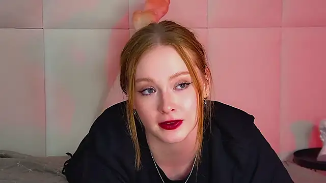 AgataFoxley webcam