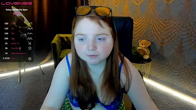 KattyRose8 live cam on StripChat