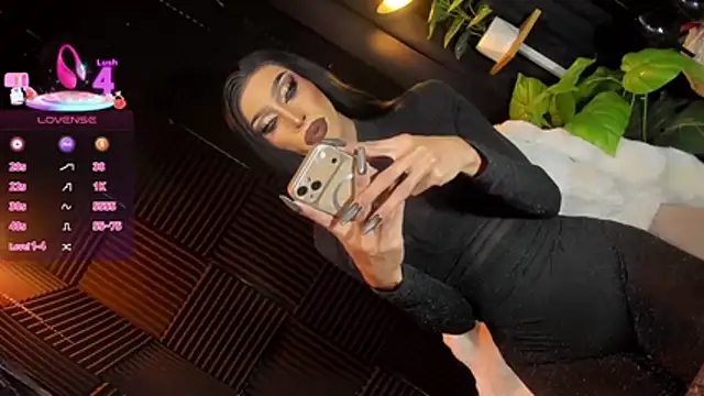 limitlessgoddes_mistress live cam on StripChat