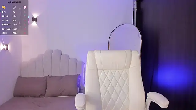 AmberLewis_ webcam