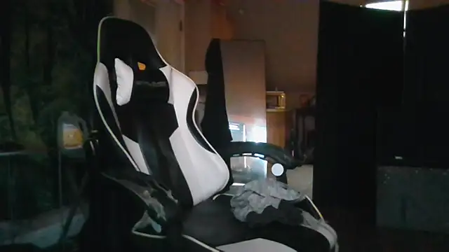 bigshh8 webcam