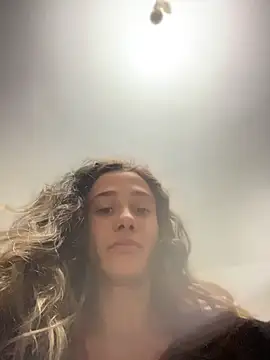 blond-96 webcam