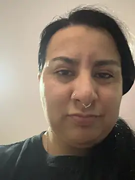 Abril_Luv webcam
