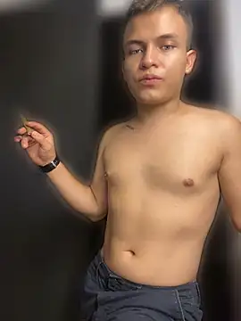 _Leo_Boy webcam
