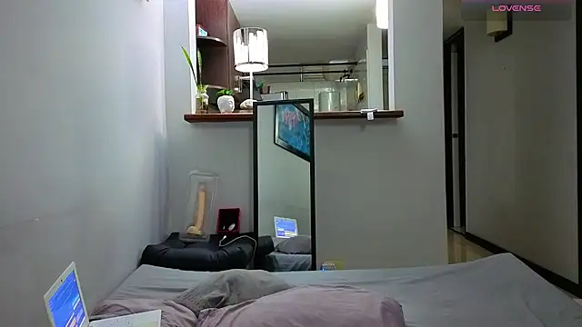 Matiashorney webcam