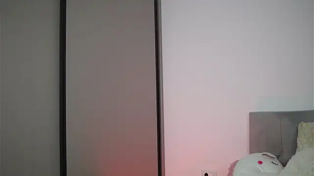 AvaShayy webcam
