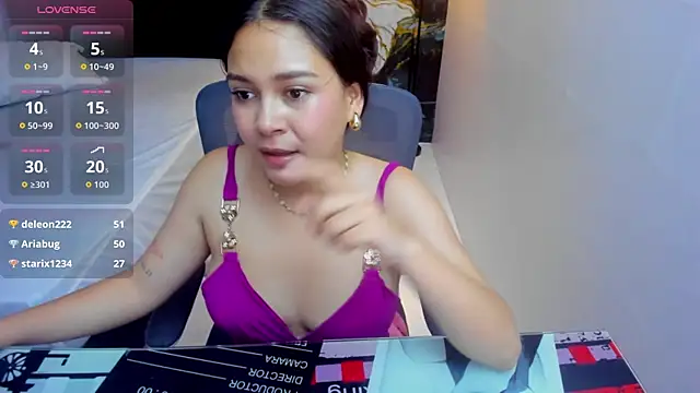 Littlee_Noemi webcam