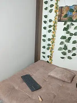 Nahomy_smiiths webcam