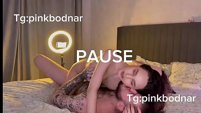 pinkbodnar_ webcam