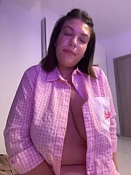 ClaraPasssion live cam on StripChat