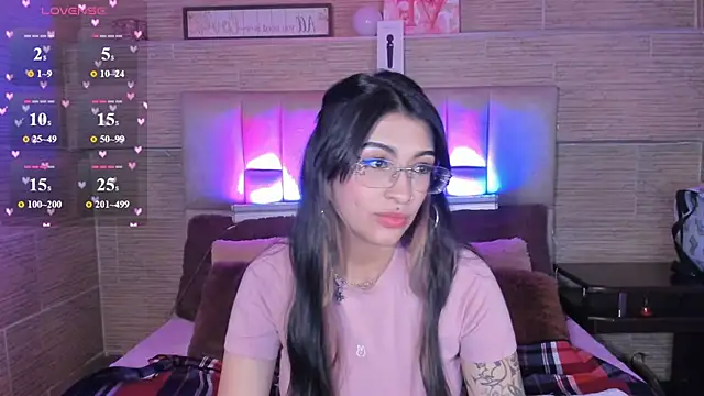 mia_devine_ live cam on StripChat