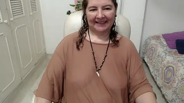 leonela_69 webcam