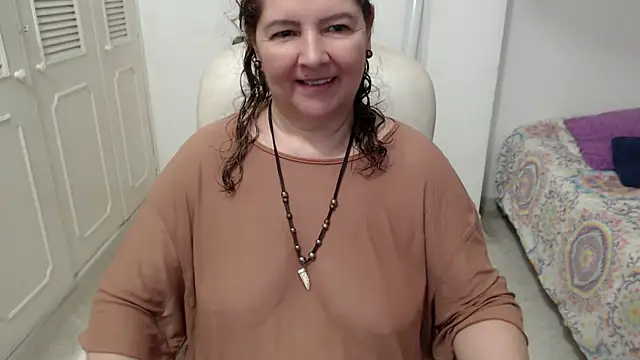 leonela_69 webcam