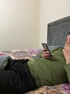 Robynson97 live sex cam