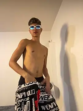 Twinkcock22 webcam