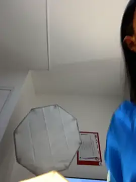 amara_huxly webcam