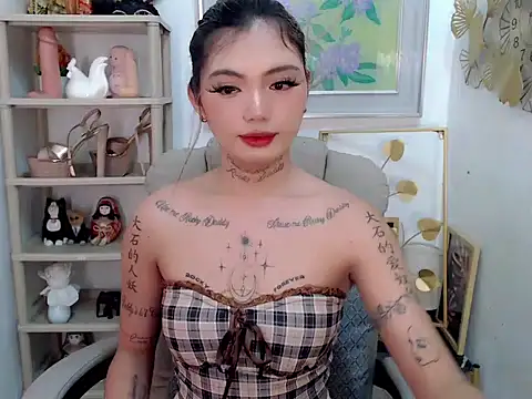 JasmineHiller live cam on StripChat