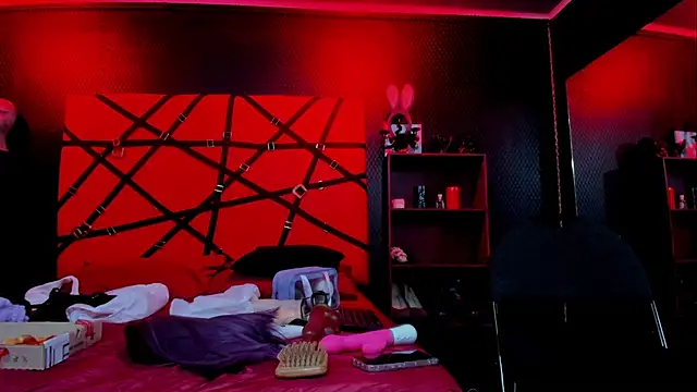 ScarletWais webcam