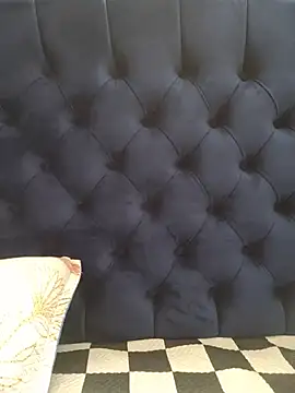 AMYRA_HOT webcam