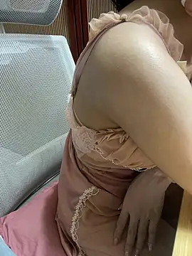 Mina048 webcam