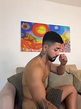 Ezzio_Scolaro webcam