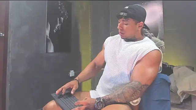 bradley_smith webcam