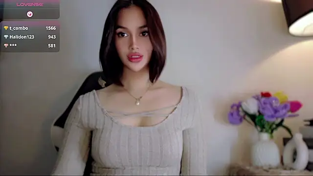Anna_HollyDoll webcam
