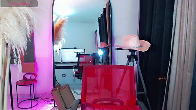 dark_sailent webcam