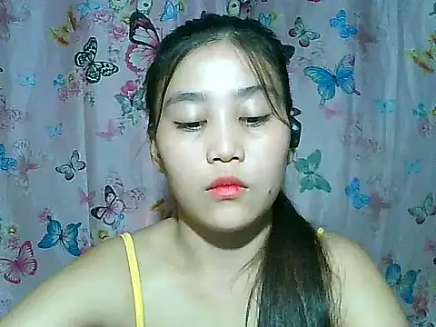 SexyAsianPussy4u live cam on StripChat