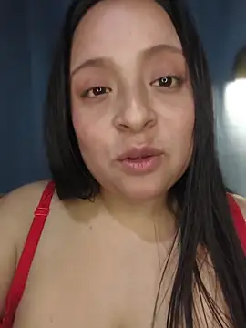 Gatitadiablita35 webcam