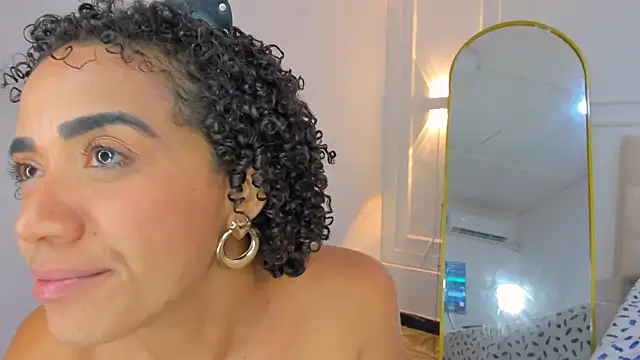 charlotte_dante212 webcam