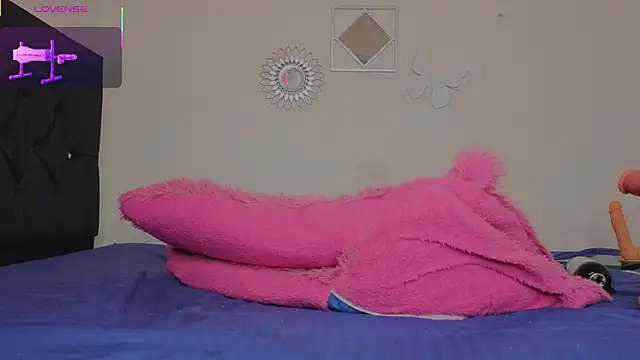 ass_naughty_20 webcam