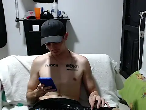 Zac_Efront webcam