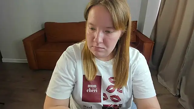 Sophia_Millery webcam