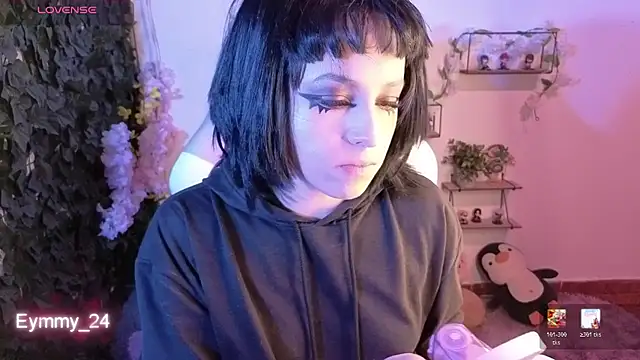 Eymmy_24 webcam