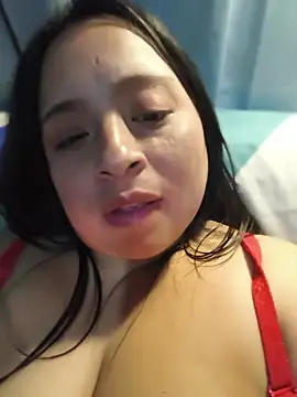 Gatitadiablita35 webcam