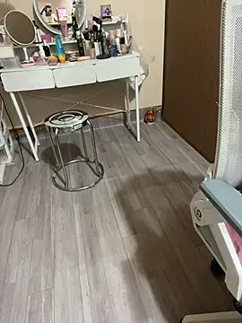 Mina048 webcam