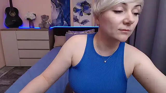 BlondPearl webcam