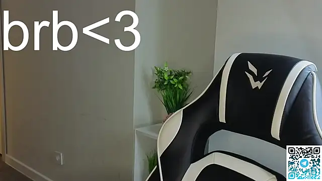 Leslie_Scott webcam