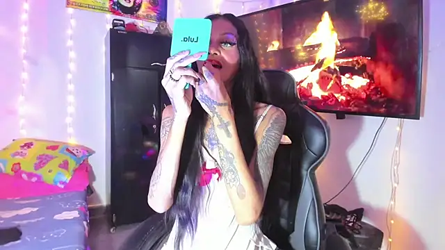 kissingdevil webcam