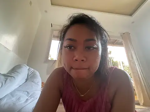 Juliet_official_pro webcam