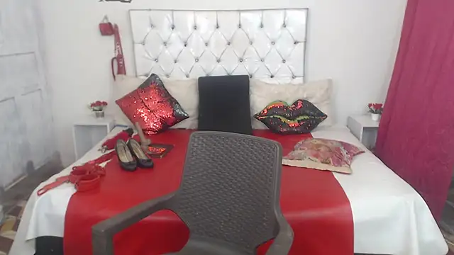 Sweetbigcatt webcam