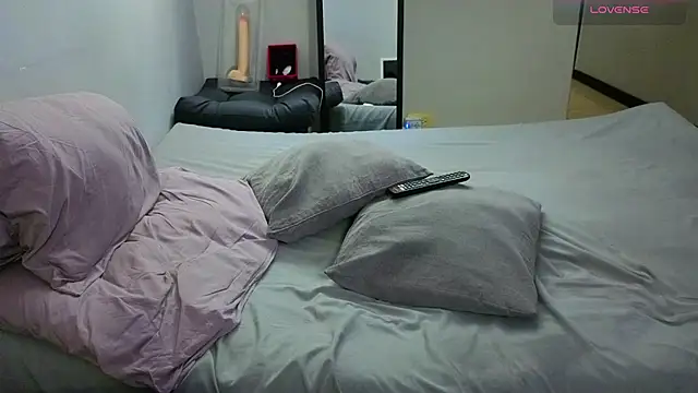 Matiashorney webcam