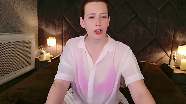 Evie_Berret webcam