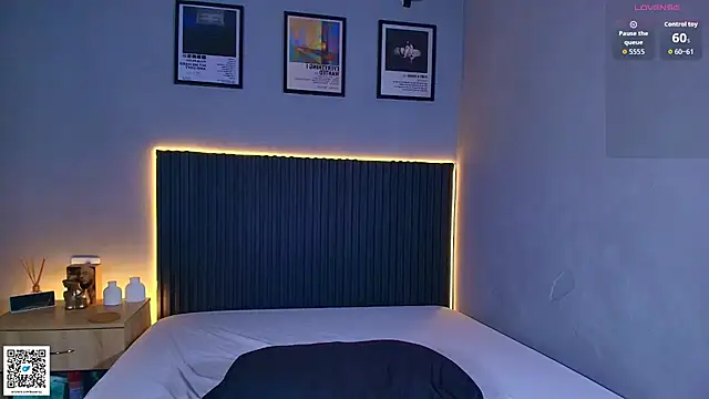 Leo_Savage_ webcam