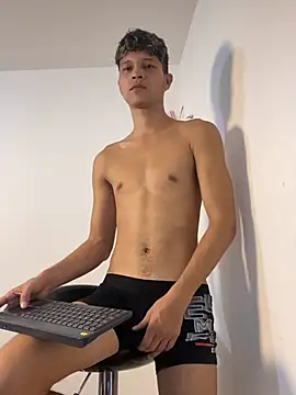 Twinkcock22 webcam