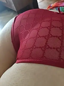MadaamJizz_DickLewd webcam